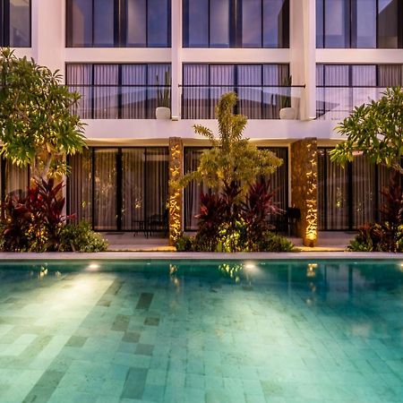 The R Apartments Pererenan Canggu Esterno foto
