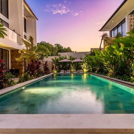 The R Apartments Pererenan Canggu Esterno foto
