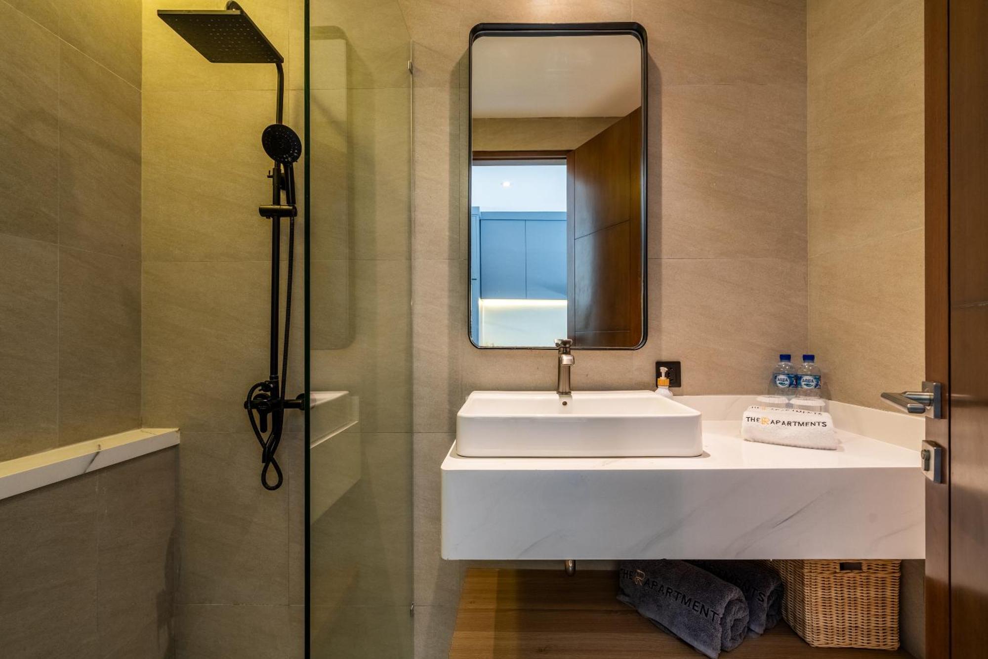 The R Apartments Pererenan Canggu Esterno foto